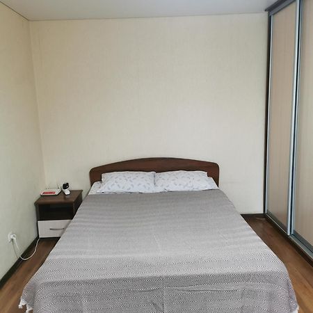 1 Комн Апартаменты В Центре Рядом С Парком Kostanay Extérieur photo