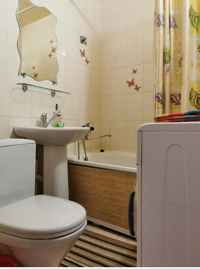 1 Комн Апартаменты В Центре Рядом С Парком Kostanay Extérieur photo